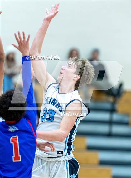 Thumbnail 1 in Folsom vs. Pleasant Valley (Whitney Winter Classic) photogallery.