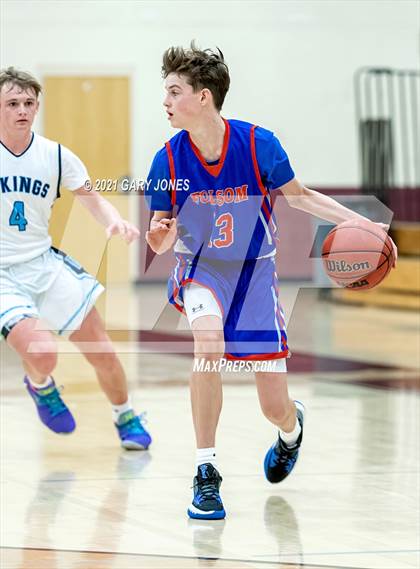 Thumbnail 3 in Folsom vs. Pleasant Valley (Whitney Winter Classic) photogallery.