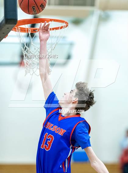 Thumbnail 3 in Folsom vs. Pleasant Valley (Whitney Winter Classic) photogallery.