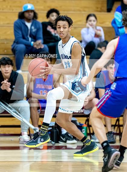 Thumbnail 3 in Folsom vs. Pleasant Valley (Whitney Winter Classic) photogallery.