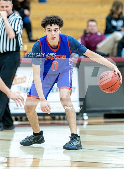Thumbnail 2 in Folsom vs. Pleasant Valley (Whitney Winter Classic) photogallery.