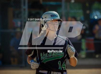 Thumbnail 1 in Skutt Catholic vs. Lincoln Southeast photogallery.