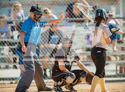 Thumbnail 1 in Skutt Catholic vs. Lincoln Southeast photogallery.