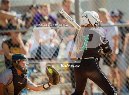 Thumbnail 2 in Skutt Catholic vs. Lincoln Southeast photogallery.