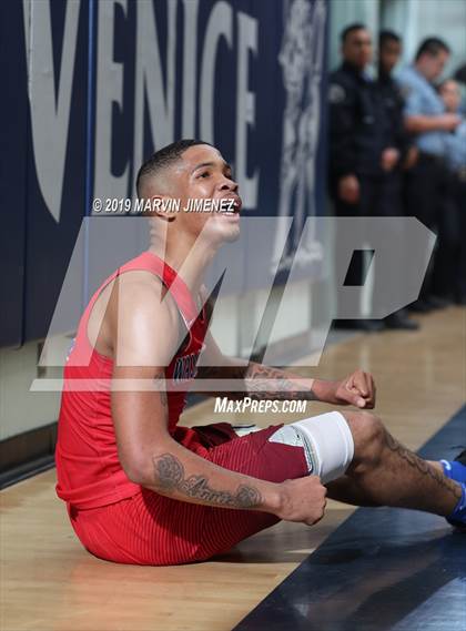 Thumbnail 3 in George Washington Prep @ Fairfax (CIF LACS Open Division Semifinal) photogallery.
