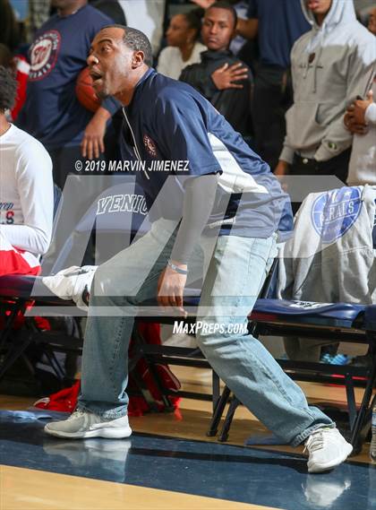Thumbnail 1 in George Washington Prep @ Fairfax (CIF LACS Open Division Semifinal) photogallery.