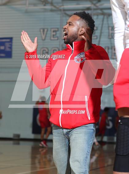 Thumbnail 3 in George Washington Prep @ Fairfax (CIF LACS Open Division Semifinal) photogallery.