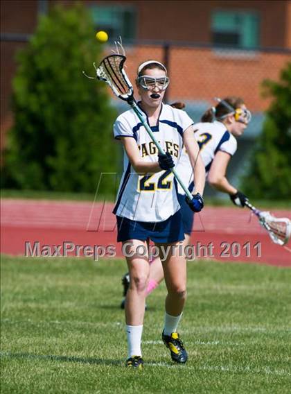 Thumbnail 1 in Barrington vs. North Kingstown (RIIL Division 1 Final) photogallery.