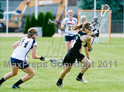 Thumbnail 3 in Barrington vs. North Kingstown (RIIL Division 1 Final) photogallery.