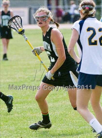 Thumbnail 1 in Barrington vs. North Kingstown (RIIL Division 1 Final) photogallery.