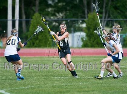 Thumbnail 1 in Barrington vs. North Kingstown (RIIL Division 1 Final) photogallery.