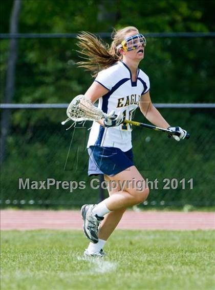 Thumbnail 2 in Barrington vs. North Kingstown (RIIL Division 1 Final) photogallery.