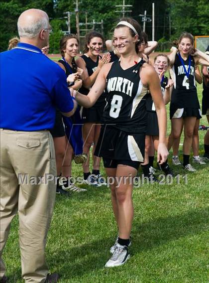 Thumbnail 2 in Barrington vs. North Kingstown (RIIL Division 1 Final) photogallery.