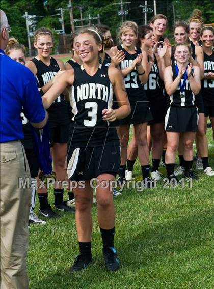 Thumbnail 1 in Barrington vs. North Kingstown (RIIL Division 1 Final) photogallery.