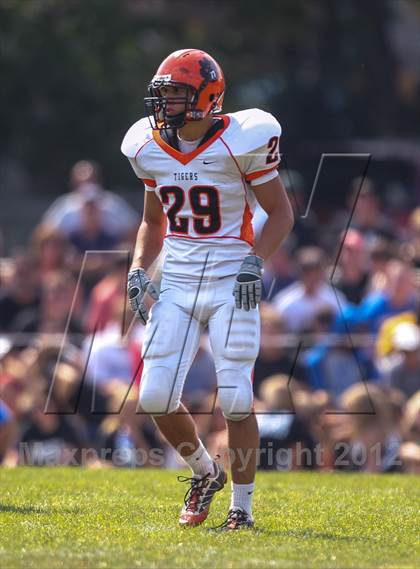 Thumbnail 2 in Wheaton-Warrenville South @ Glenbard West photogallery.