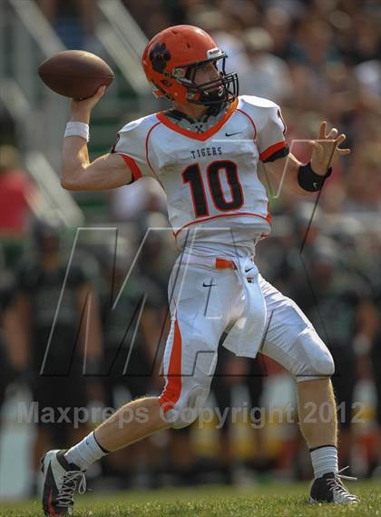 Thumbnail 1 in Wheaton-Warrenville South @ Glenbard West photogallery.