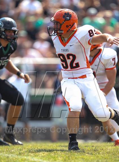 Thumbnail 3 in Wheaton-Warrenville South @ Glenbard West photogallery.