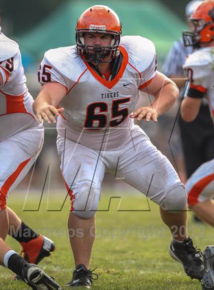 Thumbnail 2 in Wheaton-Warrenville South @ Glenbard West photogallery.