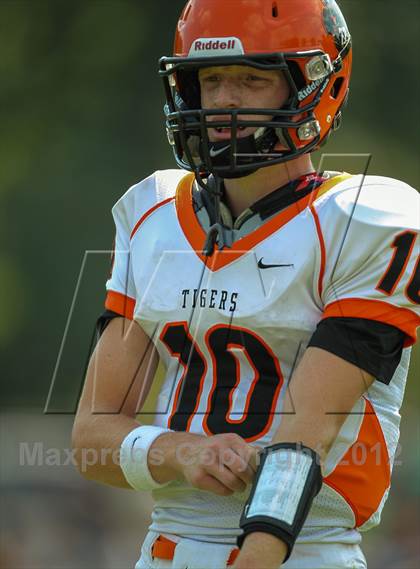 Thumbnail 1 in Wheaton-Warrenville South @ Glenbard West photogallery.