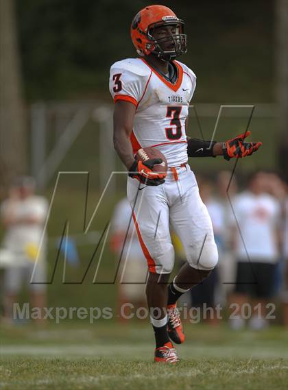 Thumbnail 1 in Wheaton-Warrenville South @ Glenbard West photogallery.