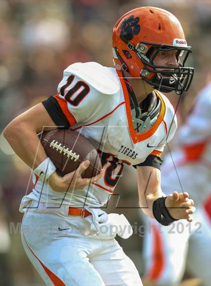 Thumbnail 1 in Wheaton-Warrenville South @ Glenbard West photogallery.