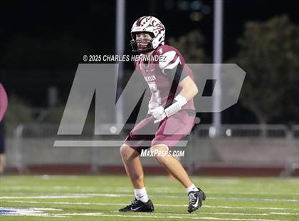 Thumbnail 1 in Calallen vs La Vernia (UIL 4A D1 Football Regional) photogallery.