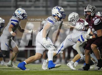 Thumbnail 3 in Calallen vs La Vernia (UIL 4A D1 Football Regional) photogallery.