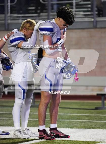 Thumbnail 3 in Calallen vs La Vernia (UIL 4A D1 Football Regional) photogallery.