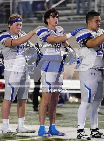 Thumbnail 1 in Calallen vs La Vernia (UIL 4A D1 Football Regional) photogallery.