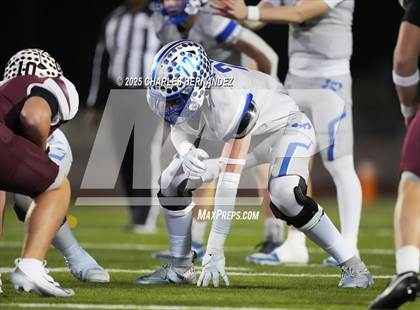 Thumbnail 3 in Calallen vs La Vernia (UIL 4A D1 Football Regional) photogallery.