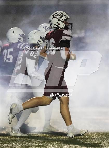 Thumbnail 3 in Calallen vs La Vernia (UIL 4A D1 Football Regional) photogallery.