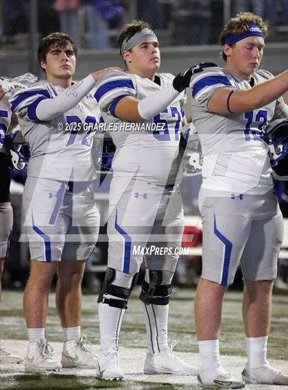 Thumbnail 3 in Calallen vs La Vernia (UIL 4A D1 Football Regional) photogallery.