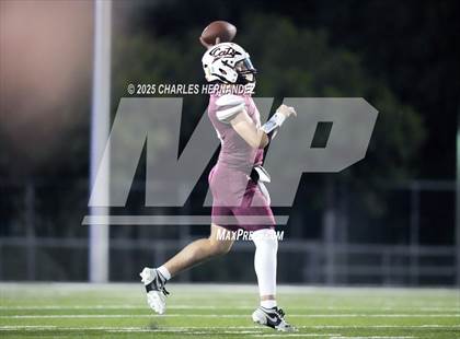 Thumbnail 2 in Calallen vs La Vernia (UIL 4A D1 Football Regional) photogallery.