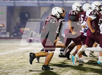 Thumbnail 1 in Calallen vs La Vernia (UIL 4A D1 Football Regional) photogallery.