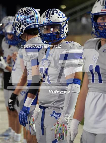 Thumbnail 1 in Calallen vs La Vernia (UIL 4A D1 Football Regional) photogallery.