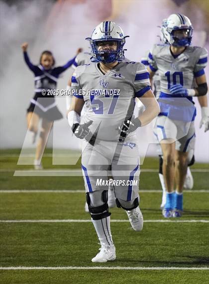 Thumbnail 1 in Calallen vs La Vernia (UIL 4A D1 Football Regional) photogallery.