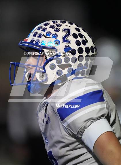 Thumbnail 3 in Calallen vs La Vernia (UIL 4A D1 Football Regional) photogallery.