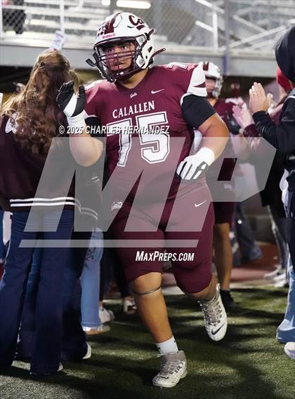 Thumbnail 3 in Calallen vs La Vernia (UIL 4A D1 Football Regional) photogallery.
