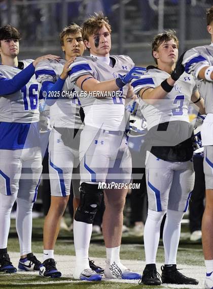 Thumbnail 3 in Calallen vs La Vernia (UIL 4A D1 Football Regional) photogallery.