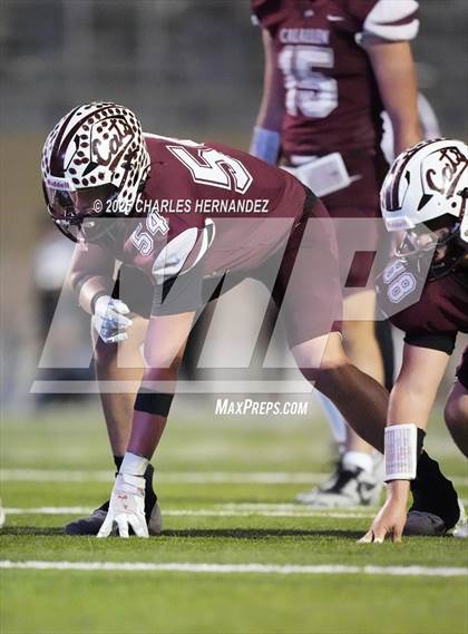 Thumbnail 2 in Calallen vs La Vernia (UIL 4A D1 Football Regional) photogallery.