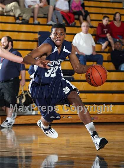 Thumbnail 3 in Westchester Country Day vs St. Marks (City of Palms Classic) photogallery.