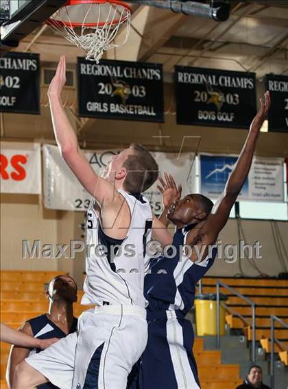Thumbnail 2 in Westchester Country Day vs St. Marks (City of Palms Classic) photogallery.