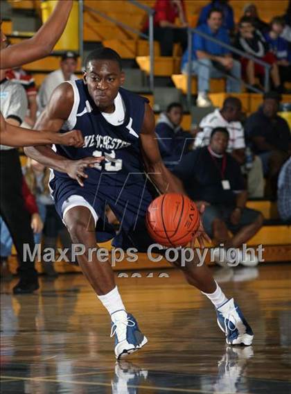 Thumbnail 2 in Westchester Country Day vs St. Marks (City of Palms Classic) photogallery.