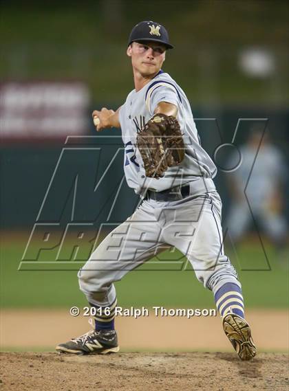 Thumbnail 2 in Del Oro vs. Nevada Union photogallery.