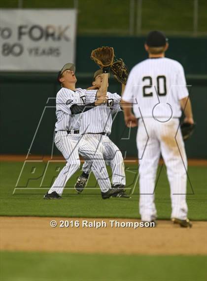 Thumbnail 1 in Del Oro vs. Nevada Union photogallery.