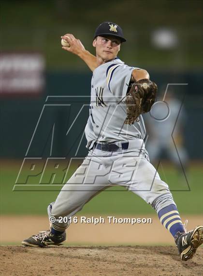 Thumbnail 3 in Del Oro vs. Nevada Union photogallery.