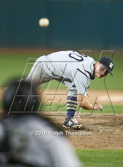 Thumbnail 3 in Del Oro vs. Nevada Union photogallery.