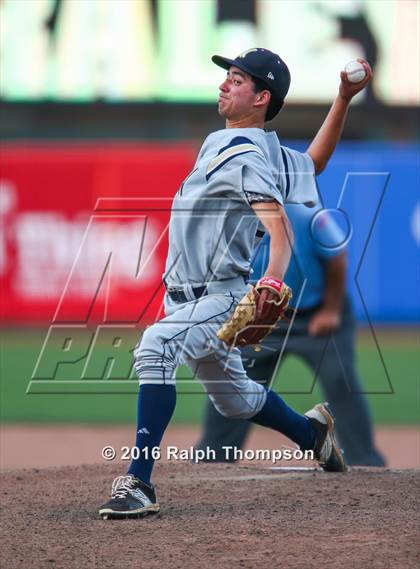 Thumbnail 2 in Del Oro vs. Nevada Union photogallery.
