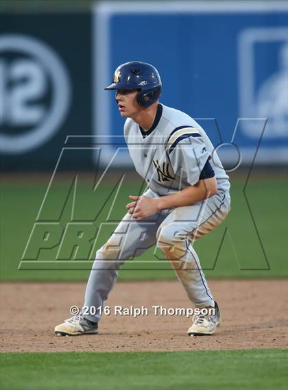 Thumbnail 1 in Del Oro vs. Nevada Union photogallery.