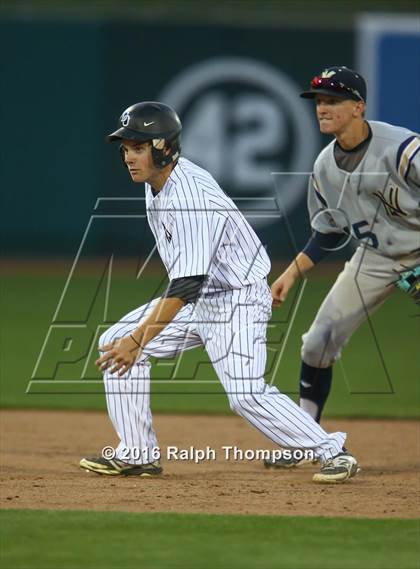 Thumbnail 1 in Del Oro vs. Nevada Union photogallery.